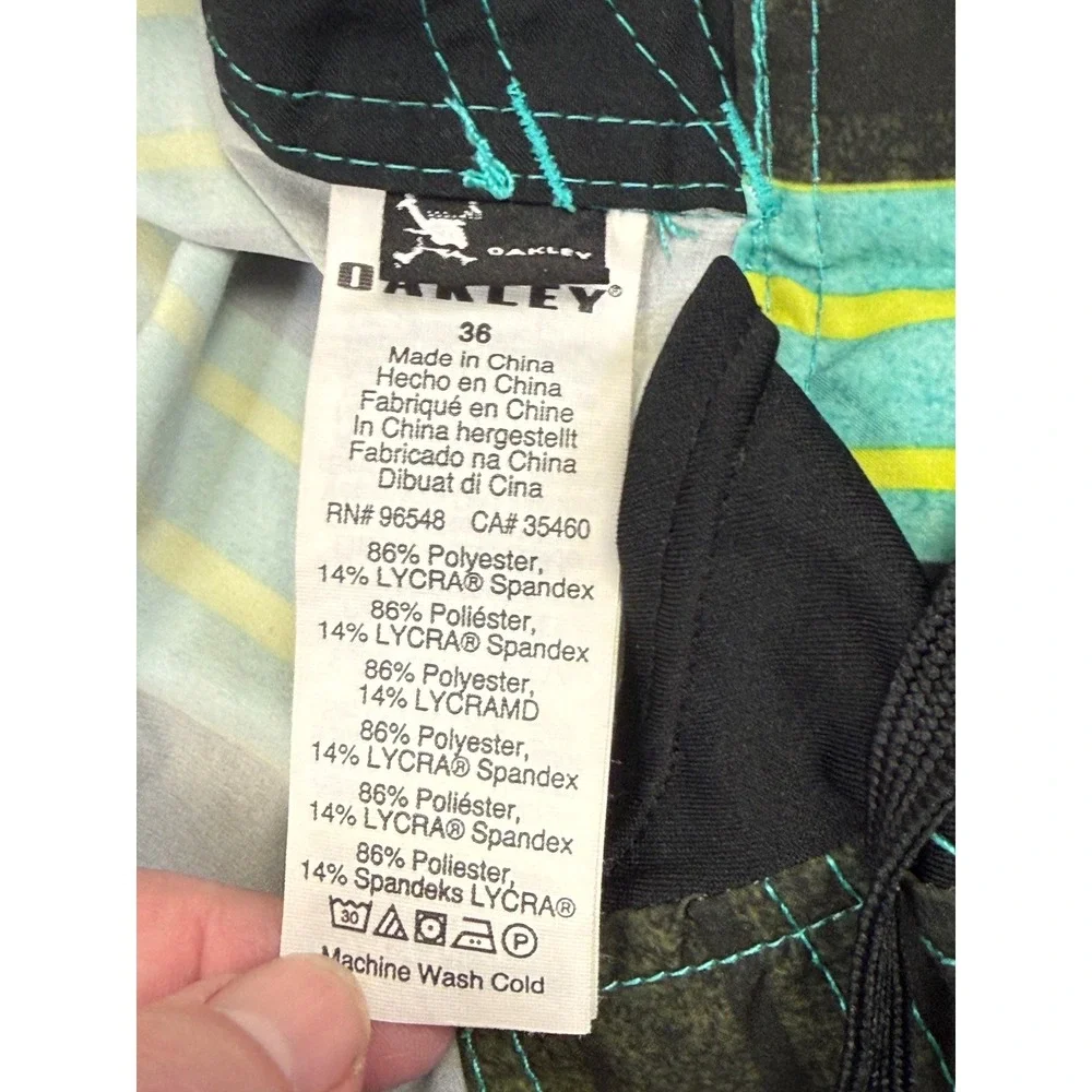Oakley Men's Striped Board Shorts Black Teal Neon Yellow‎ Size 36